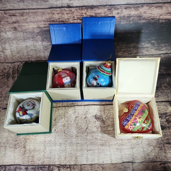 Snowman Christmas Ornament Li Bien Reverse Hand Painted Pier 1 One 2017 w Box - Picture 15 of 15